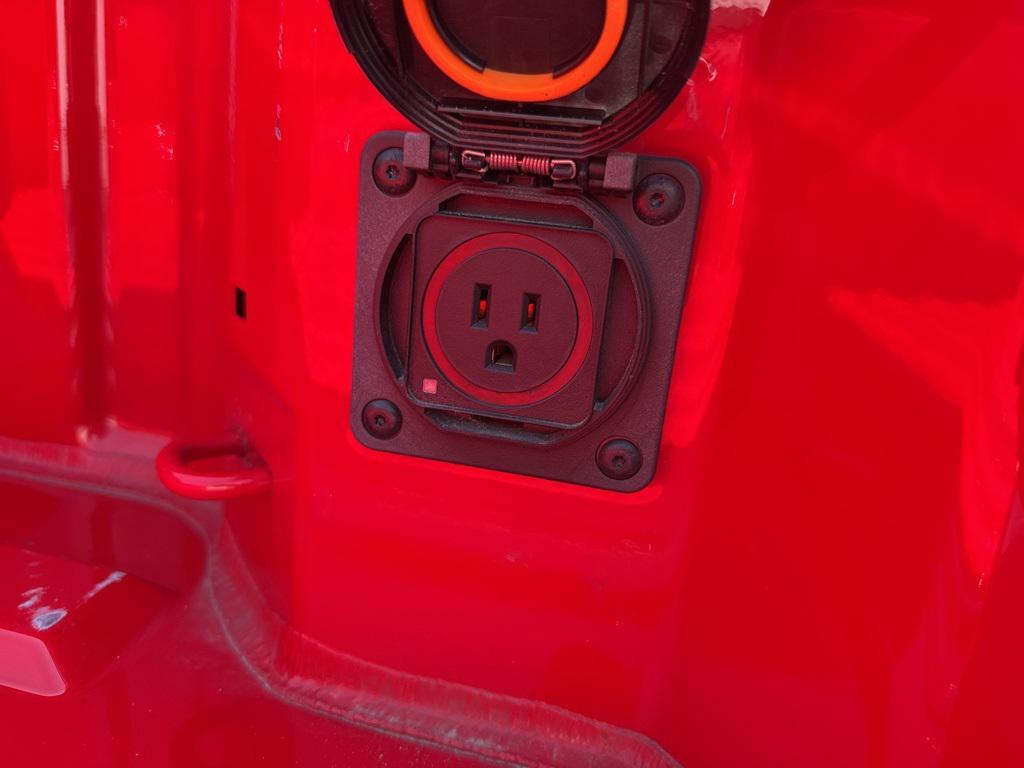 used 2024 Chevrolet Silverado 1500 car, priced at $38,798