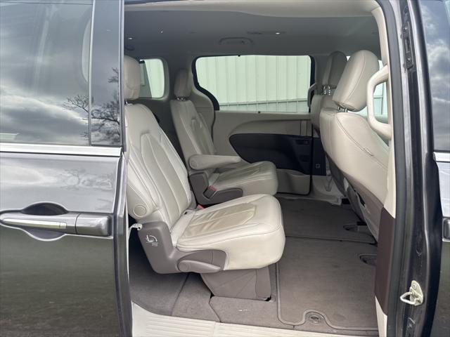 used 2020 Chrysler Pacifica car, priced at $17,550