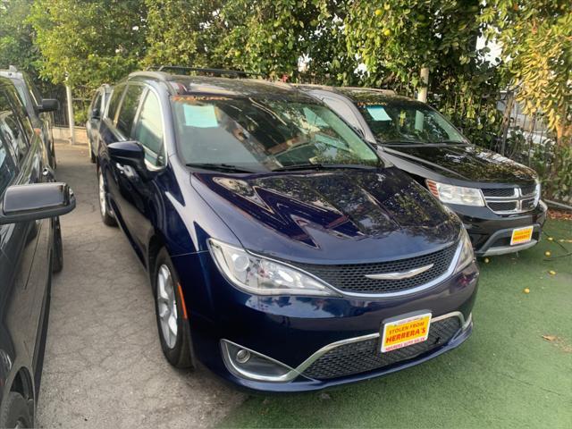 used 2017 Chrysler Pacifica car, priced at $10,895