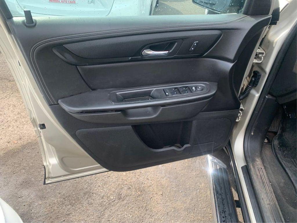 used 2015 GMC Acadia car, priced at $10,995