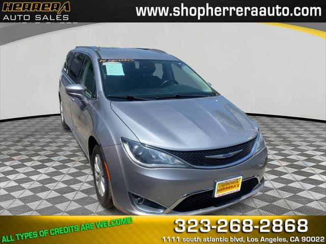 used 2019 Chrysler Pacifica car, priced at $11,700