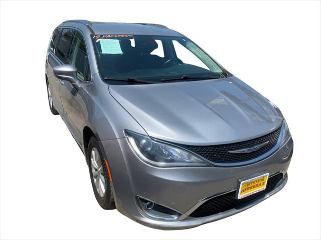 used 2019 Chrysler Pacifica car, priced at $11,500