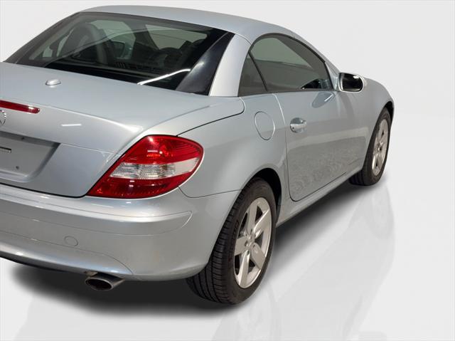 used 2007 Mercedes-Benz SLK-Class car, priced at $8,911