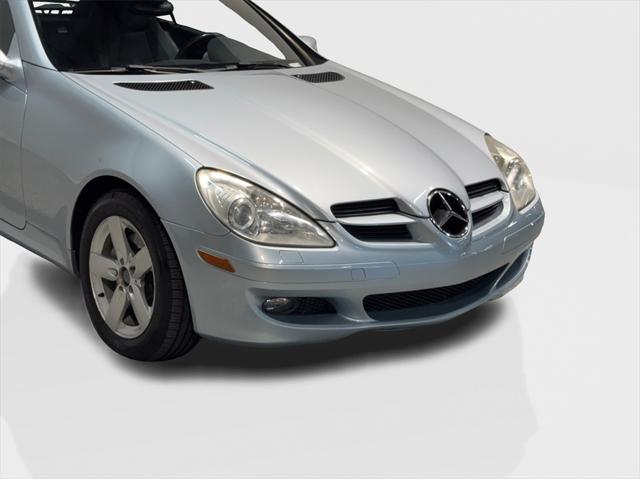 used 2007 Mercedes-Benz SLK-Class car, priced at $8,911