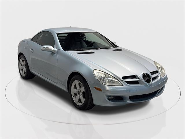 used 2007 Mercedes-Benz SLK-Class car, priced at $8,911