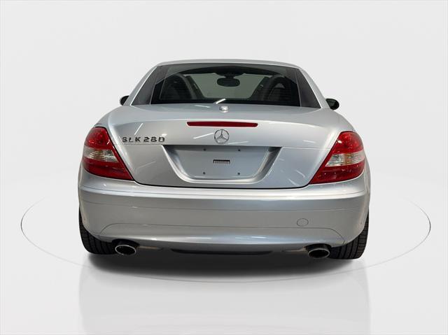 used 2007 Mercedes-Benz SLK-Class car, priced at $8,911