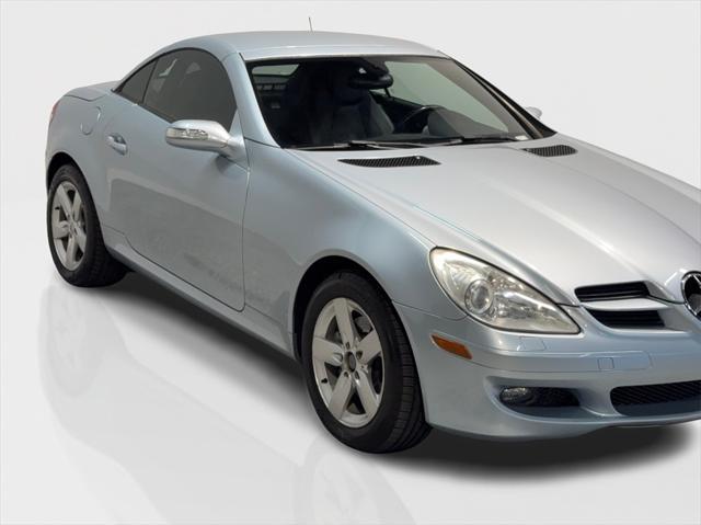 used 2007 Mercedes-Benz SLK-Class car, priced at $8,911