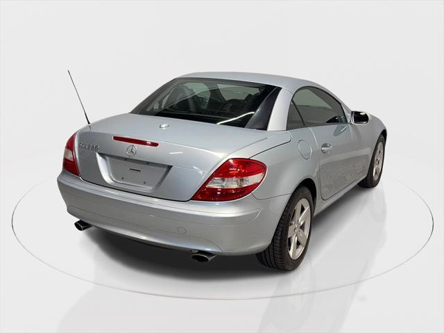 used 2007 Mercedes-Benz SLK-Class car, priced at $8,911