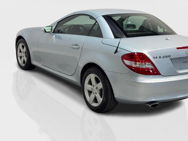 used 2007 Mercedes-Benz SLK-Class car, priced at $8,911