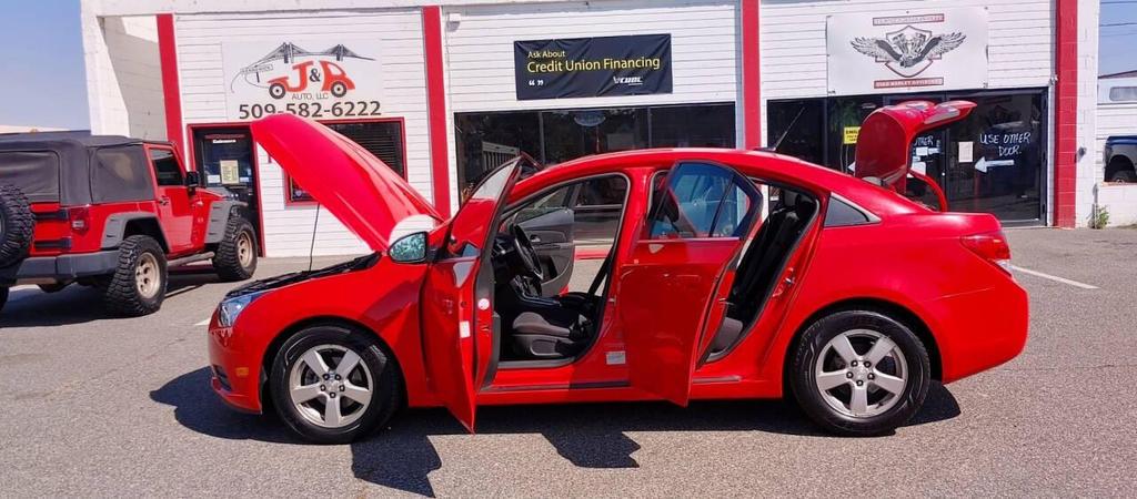 used 2014 Chevrolet Cruze car, priced at $7,990