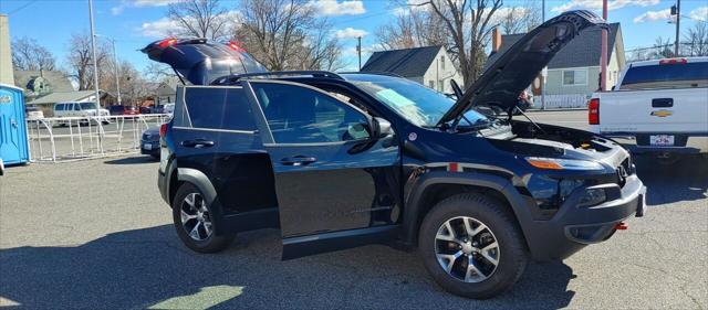 used 2017 Jeep Cherokee car, priced at $11,990