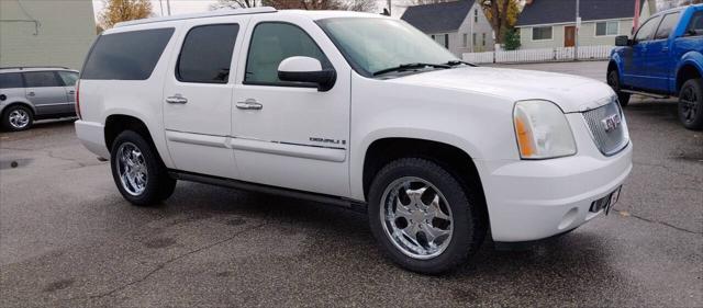 used 2007 GMC Yukon XL car, priced at $7,990