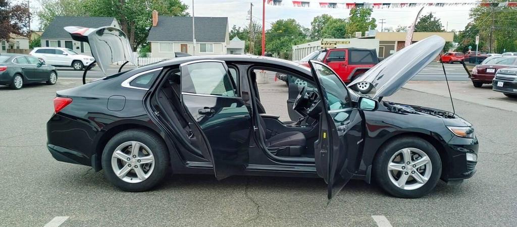 used 2022 Chevrolet Malibu car, priced at $15,990