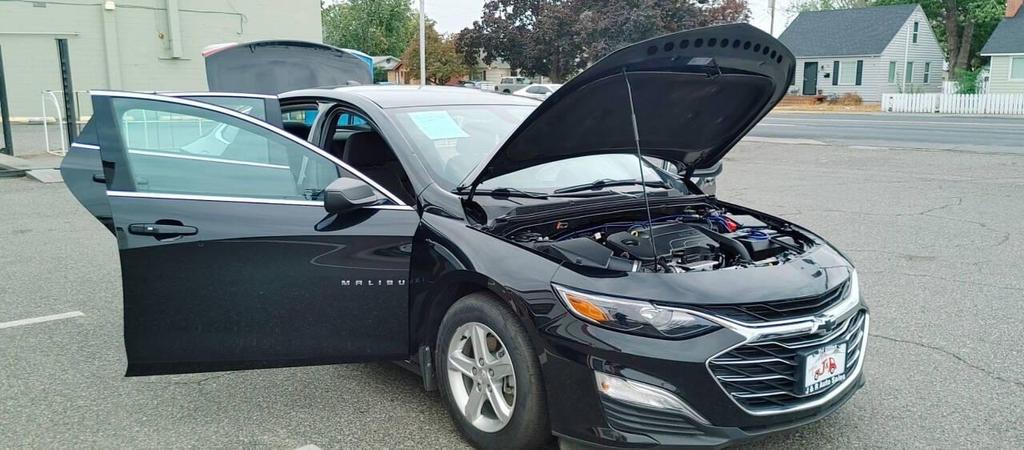 used 2022 Chevrolet Malibu car, priced at $15,990