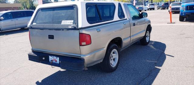 used 2000 Isuzu Hombre car, priced at $3,490
