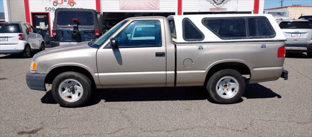 used 2000 Isuzu Hombre car, priced at $3,490