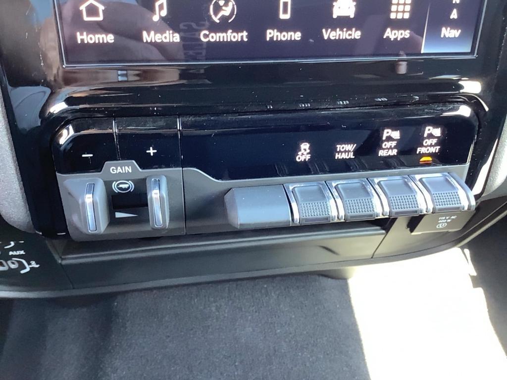 new 2025 Ram 3500 car, priced at $52,571