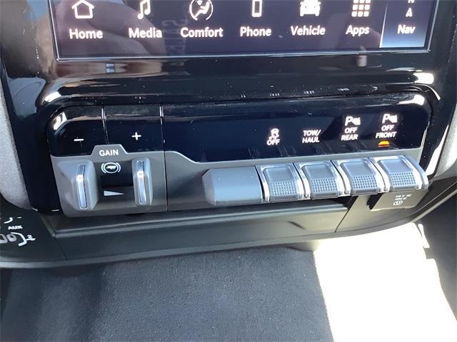 new 2025 Ram 3500 car, priced at $56,121