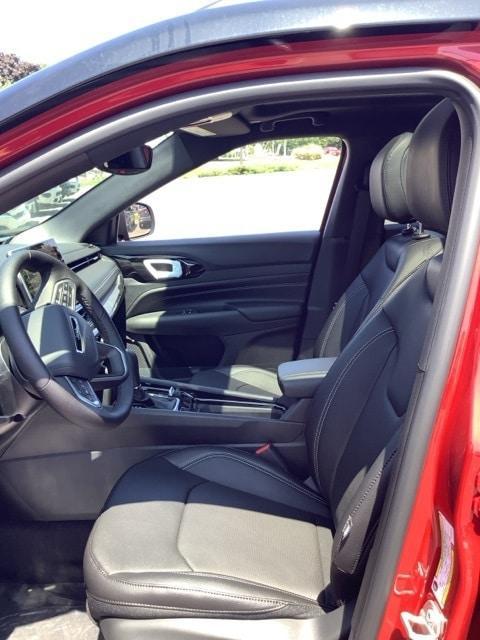 new 2024 Jeep Compass car, priced at $39,995