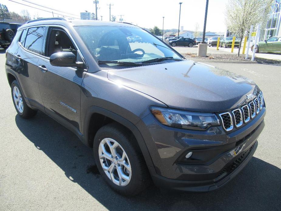 new 2024 Jeep Compass car, priced at $34,101