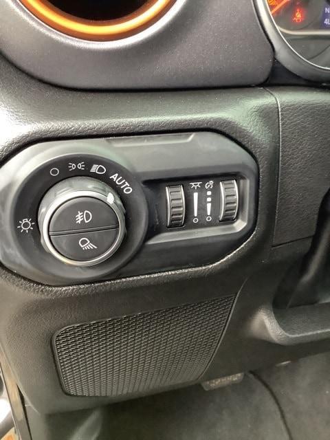 used 2022 Jeep Gladiator car, priced at $40,888
