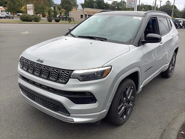 new 2024 Jeep Compass car, priced at $39,995