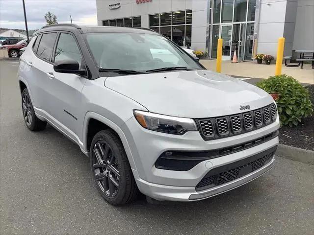 new 2024 Jeep Compass car, priced at $39,995