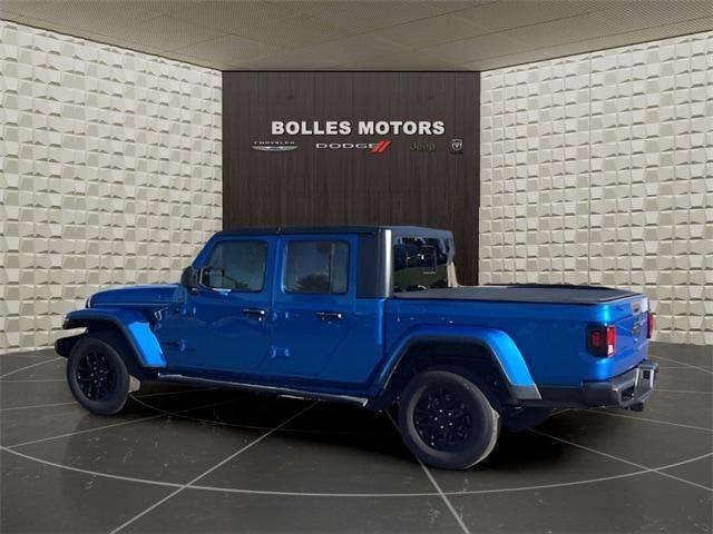 used 2021 Jeep Gladiator car, priced at $32,497