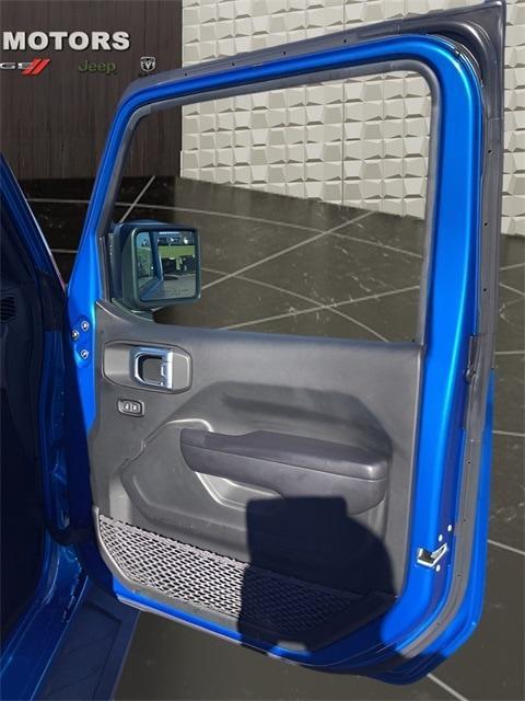 used 2021 Jeep Gladiator car, priced at $32,497