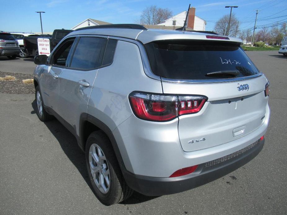 new 2024 Jeep Compass car, priced at $33,995