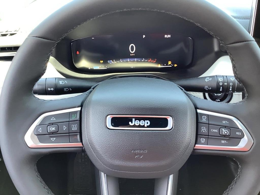 new 2025 Jeep Compass car, priced at $39,805