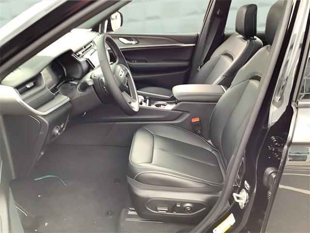 new 2025 Jeep Grand Cherokee car, priced at $49,310