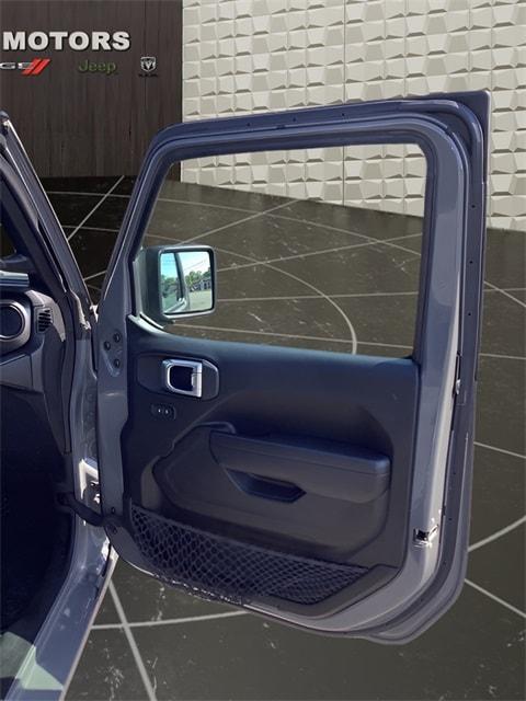 used 2021 Jeep Wrangler Unlimited car, priced at $29,888