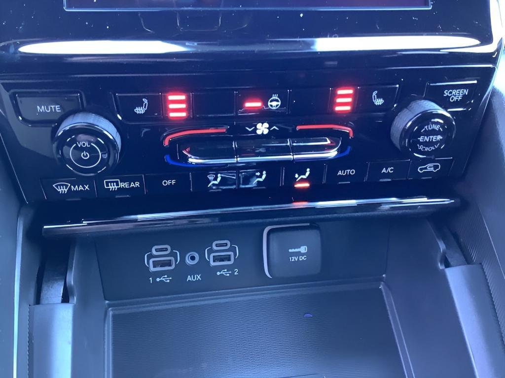 new 2025 Jeep Grand Cherokee car, priced at $42,082