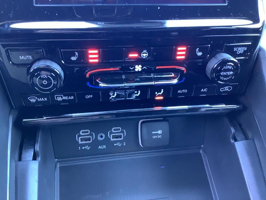 new 2025 Jeep Grand Cherokee car, priced at $40,082