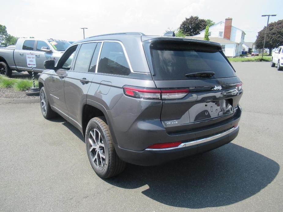 new 2024 Jeep Grand Cherokee car, priced at $51,247