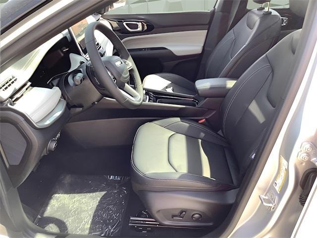 new 2025 Jeep Compass car, priced at $40,885