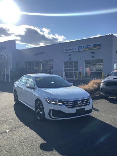 used 2022 Volkswagen Passat car, priced at $20,888