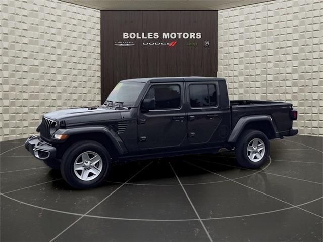 used 2022 Jeep Gladiator car, priced at $31,978