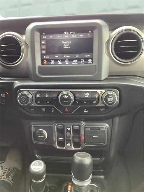 used 2022 Jeep Gladiator car, priced at $31,978