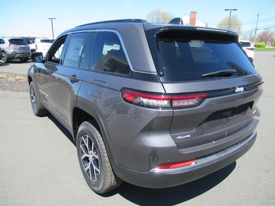 new 2024 Jeep Grand Cherokee car, priced at $50,247