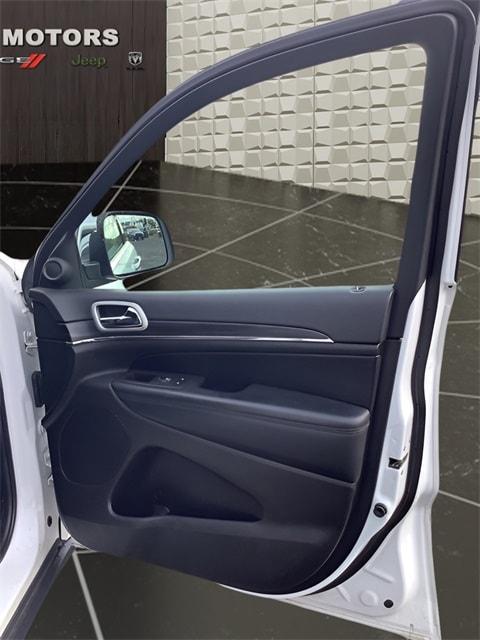 used 2021 Jeep Grand Cherokee car, priced at $26,996