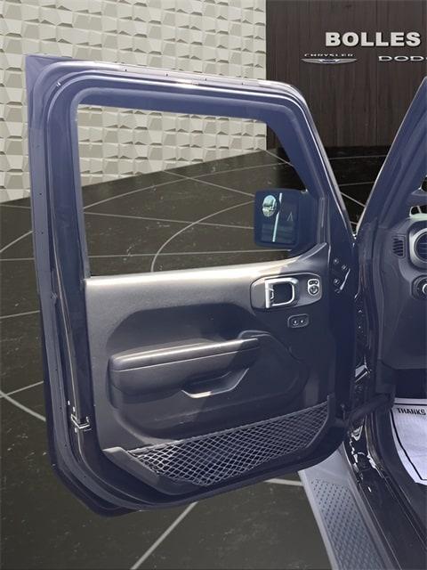 used 2021 Jeep Gladiator car, priced at $33,789