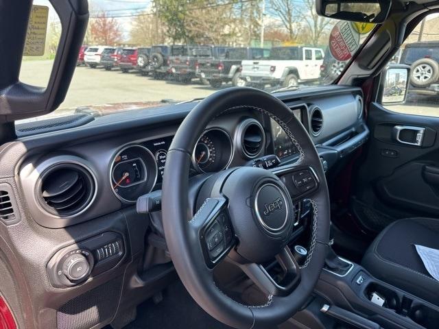 used 2021 Jeep Wrangler Unlimited car, priced at $37,987
