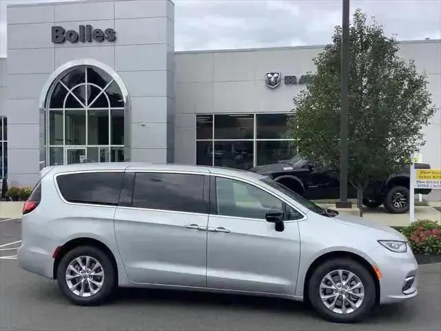 new 2024 Chrysler Pacifica car, priced at $42,950