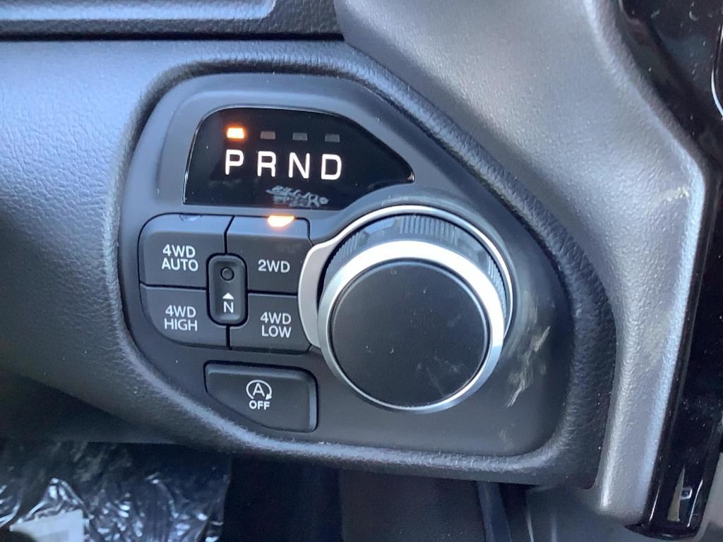 new 2025 Ram 1500 car, priced at $59,980