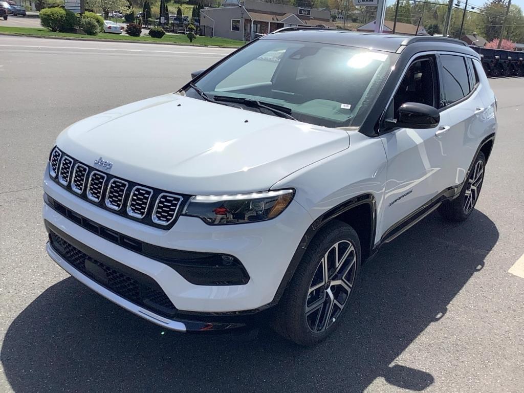 new 2025 Jeep Compass car, priced at $37,015
