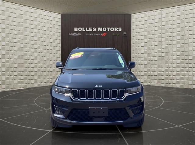 used 2022 Jeep Grand Cherokee car, priced at $30,498