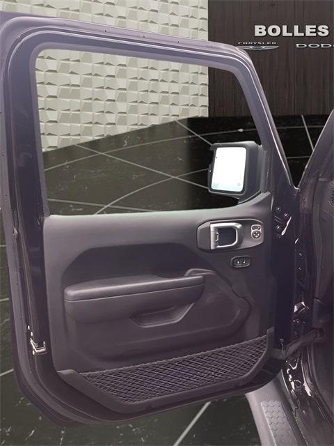 used 2022 Jeep Wrangler Unlimited car, priced at $33,475