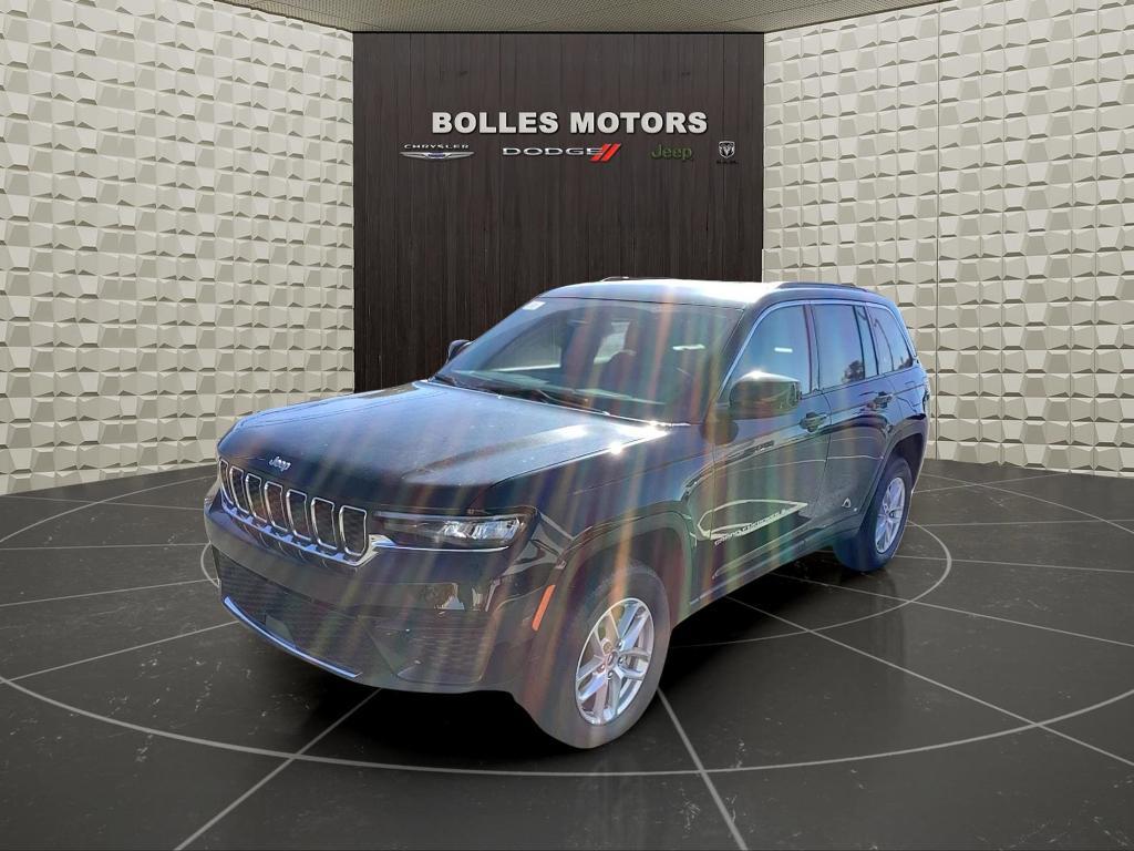 new 2025 Jeep Grand Cherokee car, priced at $40,291